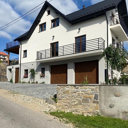 W Pieninach Pokoje Sromowce Wyzne Exterior foto